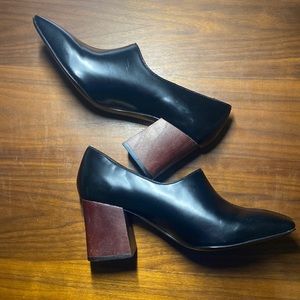 Suzanne Rae black Spazzolato leather pump size 8